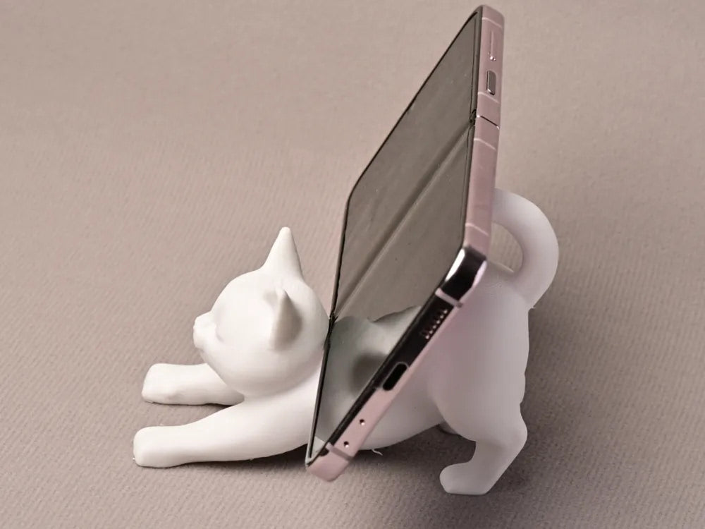 Cat phone stand detail