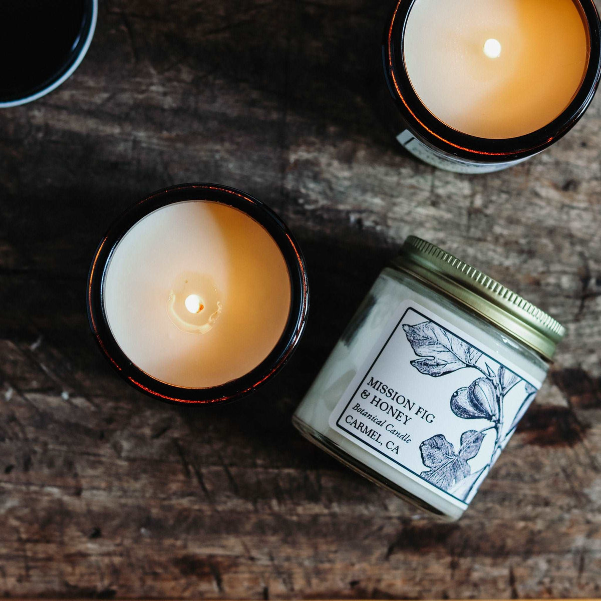 Botanical soy candle 4.5 oz tin with gold lid